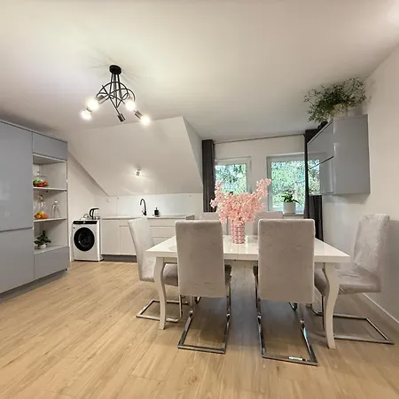 Lesny 130m2 Kabaty شقة *