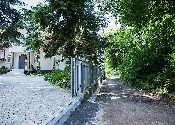 Lesny 130m2 Kabaty Appartement Warschau