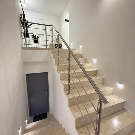 Lesny 130m2 Kabaty Apartman